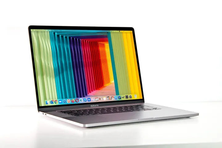 Mac Book Pro 15" (2019 - A1990) - Space Gray - Intel Core i9 (8-Core) - 16GB RAM - 500GB SSD - Touch Bar & Touch ID - Radeon Pro Graphics